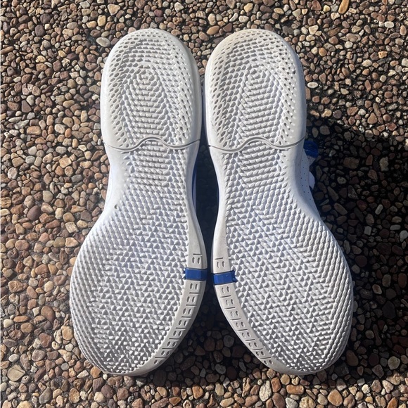 KOBE A.D. EXODUS TB 'WHITE BLUE' - Picture 5 of 10